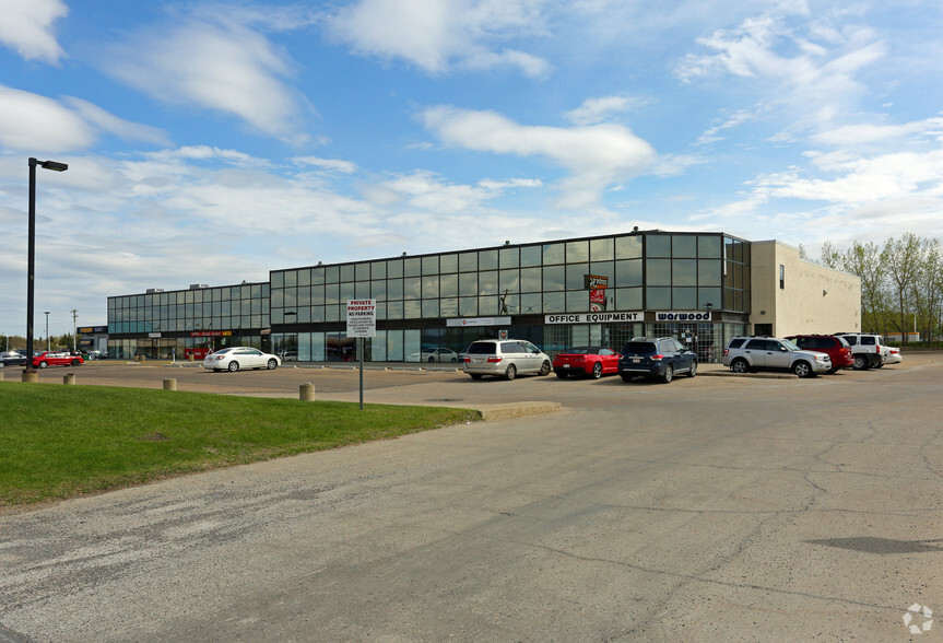 9131-9147 39th Ave NW, Edmonton, AB à louer - Photo de l’immeuble – Image 2 sur 4