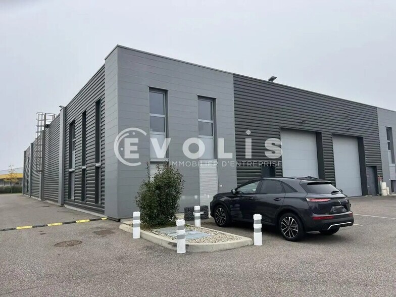 Bureau dans Genas à louer - Photo de l’immeuble – Image 2 sur 14