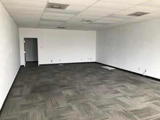 Plus de détails pour 3035 Broadway Blvd, Garland, TX - Local commercial à louer