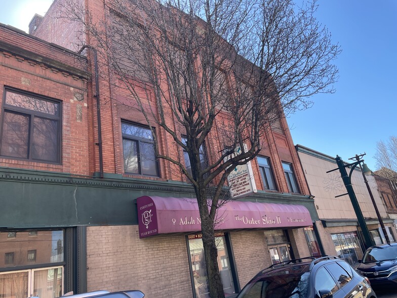 412-418 E 8th Ave, Homestead, PA à vendre - Photo de l’immeuble – Image 2 sur 6