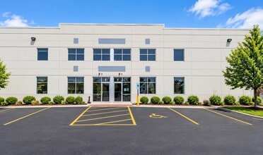 475 Quadrangle Dr, Bolingbrook, IL à louer Photo intérieure– Image 1 sur 32