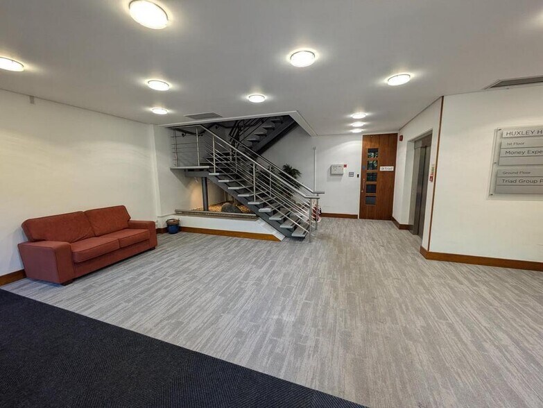 Catteshall Ln, Godalming à louer - Photo intérieure – Image 2 sur 6