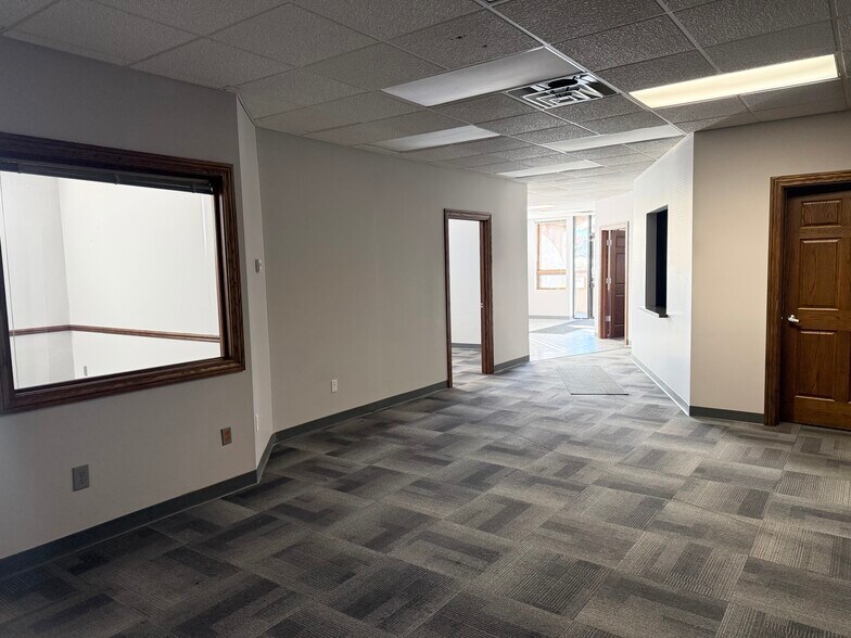 1620 Country Club Rd, Valparaiso, IN à louer - Photo intérieure – Image 3 sur 18