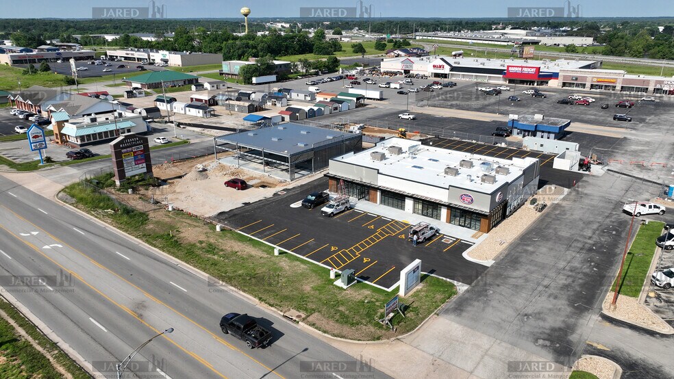 1565-1585 S Jefferson Ave, Lebanon, MO à louer - Photo de l’immeuble – Image 1 sur 21