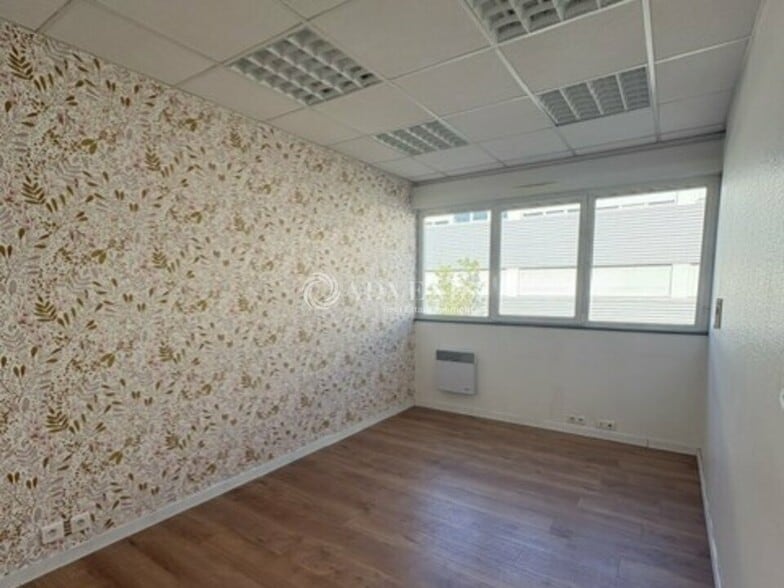 Bureau dans Le Mans à vendre - Photo intérieure – Image 3 sur 3