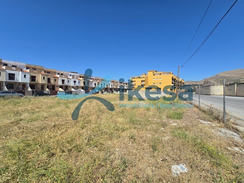 Terrain dans Atarfe, Granada à vendre - Photo de l’immeuble – Image 1 sur 9