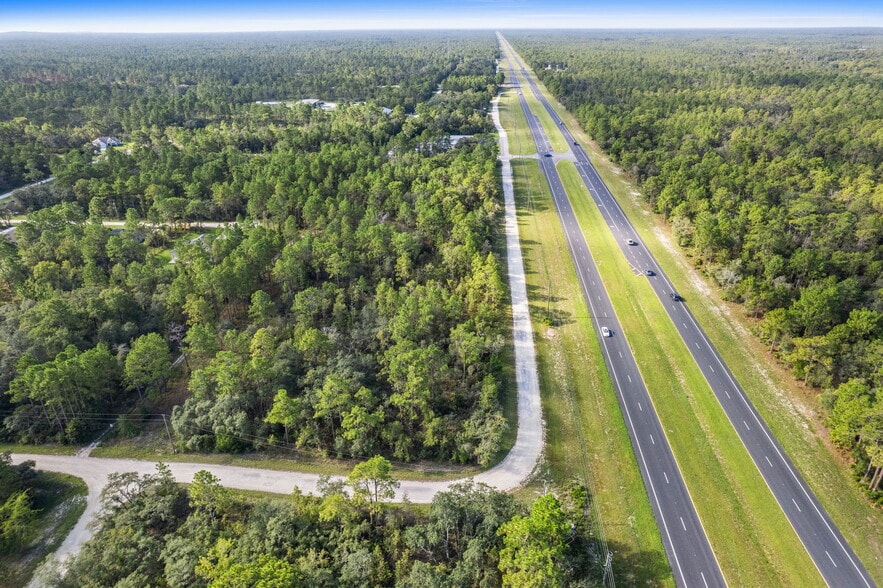 17496 Nicasio Jay Ave, Brooksville, FL à vendre - Photo de l’immeuble – Image 3 sur 18