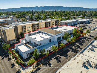 Plus de détails pour 111 N Fir St, Medford, OR - Bureau à vendre