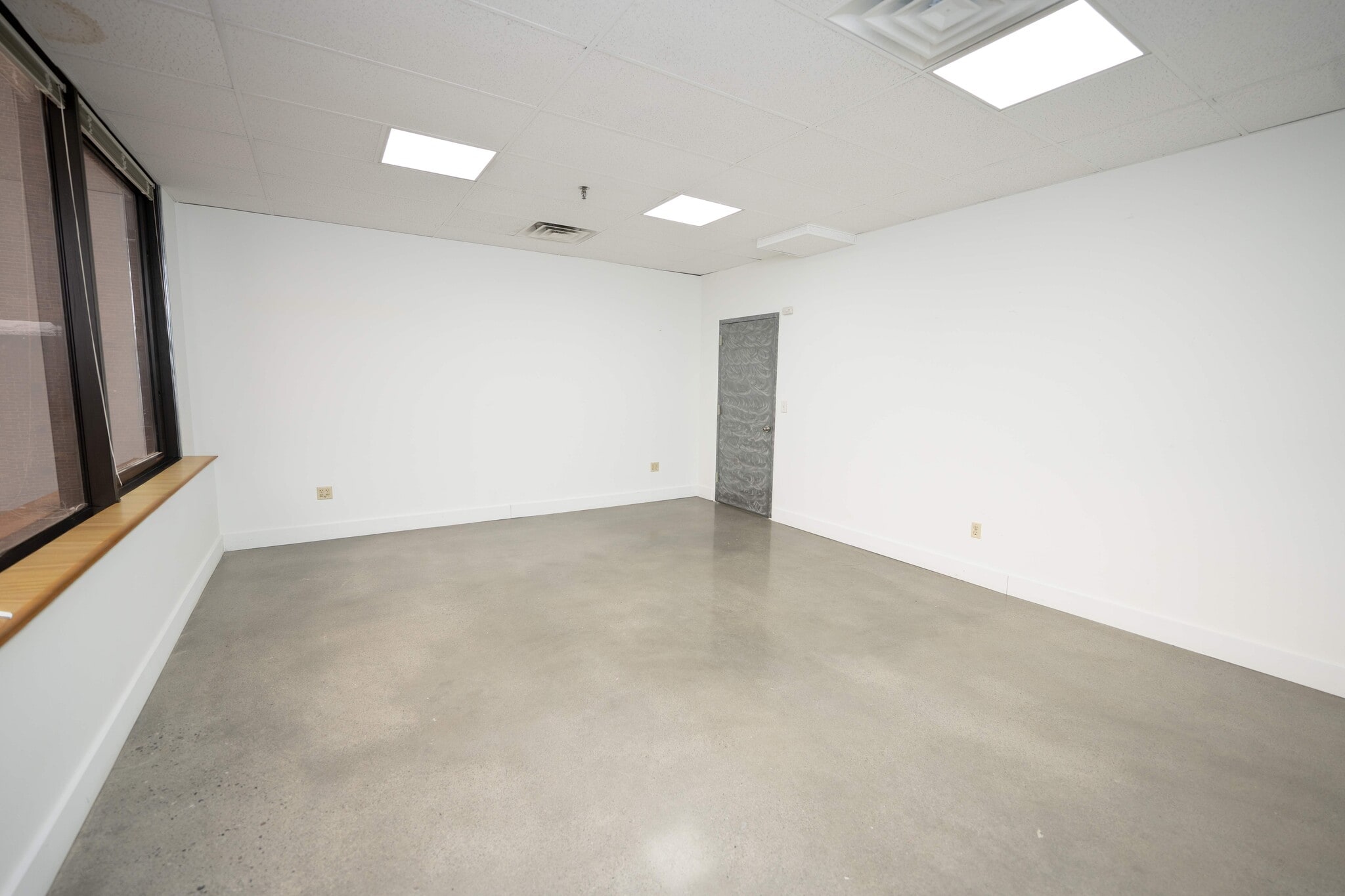 8 John Walsh Blvd, Peekskill, NY à louer Photo intérieure– Image 1 sur 3