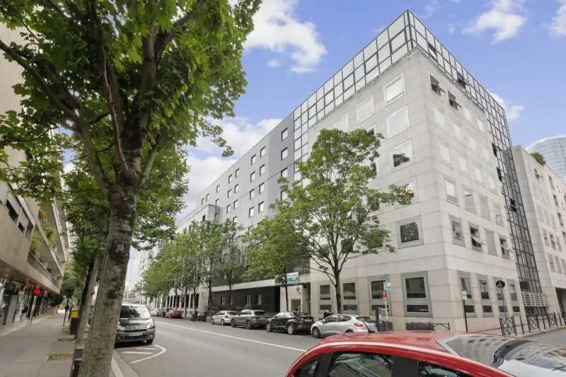13 Bis Rue De L'Abreuvoir, Courbevoie à louer - Photo de l’immeuble – Image 1 sur 12