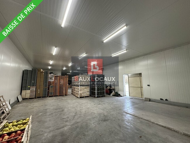 Plus de détails pour Local d’activités à vendre