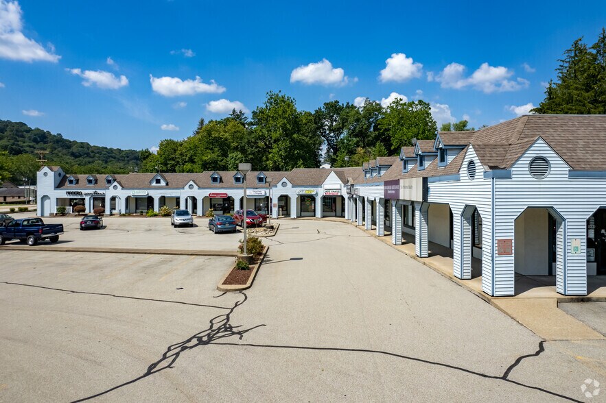 4460-4490 William Penn Hwy, Murrysville, PA à louer - Photo de l’immeuble – Image 2 sur 6