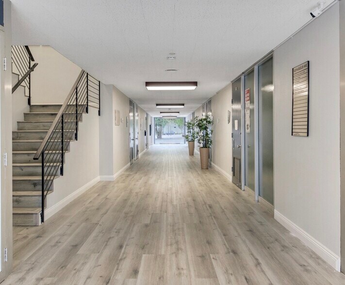 615 N Euclid Ave, Ontario, CA à louer - Photo de l’immeuble – Image 3 sur 32