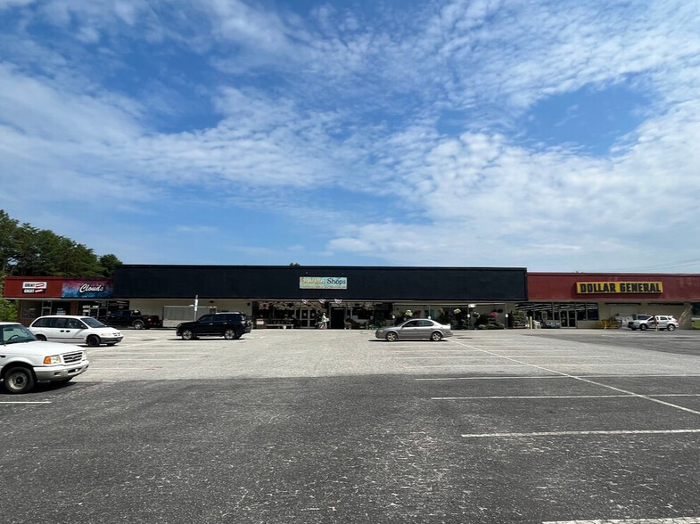 4535-4539 N Us Highway 220, Summerfield, NC à louer - Photo de l’immeuble – Image 2 sur 3