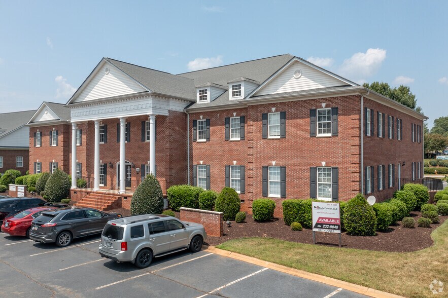 3453 Pelham Rd, Greenville, SC à louer - Photo de l’immeuble – Image 2 sur 7