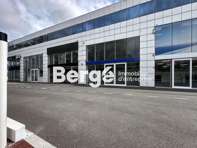Plus de détails pour Local commercial à vendre