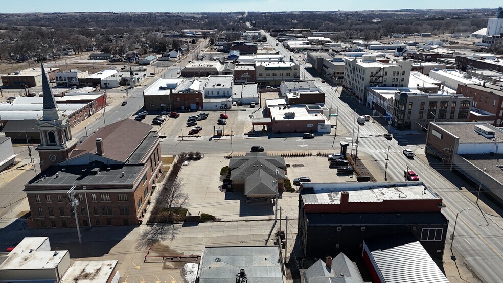 200 N 6th St, Beatrice, NE à louer - Photo de l’immeuble – Image 2 sur 13