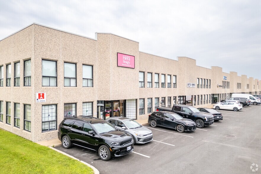 3539-3591 Rue Ashby, Saint-Laurent, QC à louer - Photo principale – Image 1 sur 6