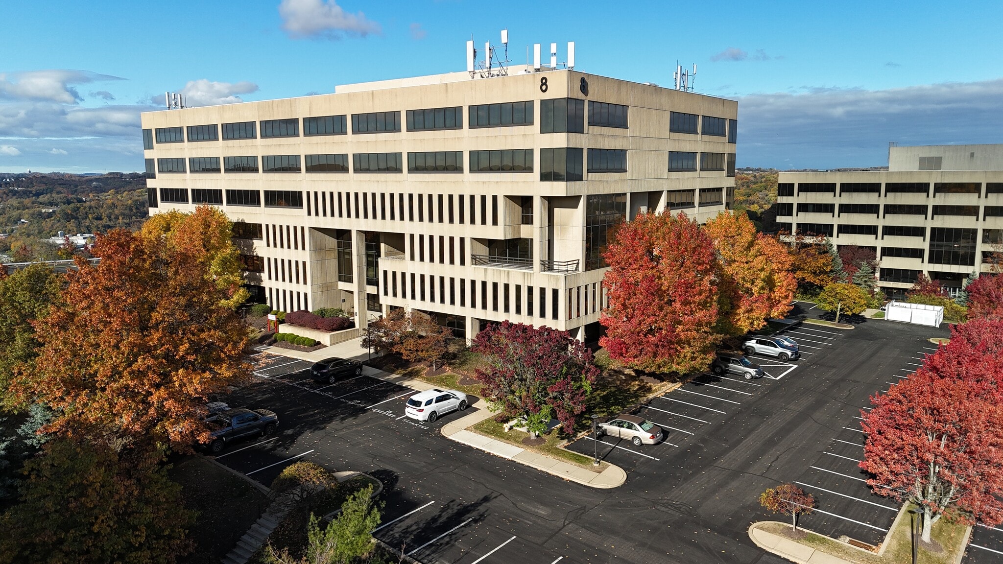 730 Holiday Dr, Pittsburgh, PA à louer Aérien– Image 1 sur 6