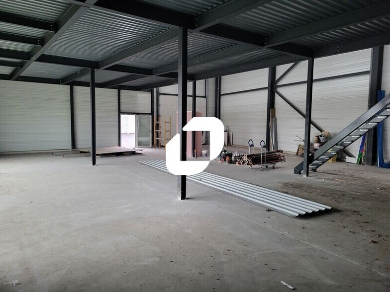 Local d'activités dans Mérignac à vendre - Photo intérieure – Image 2 sur 9