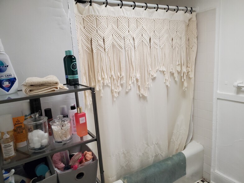 327 Main St, Binghamton, NY à vendre - Photo de l’immeuble – Image 3 sur 52