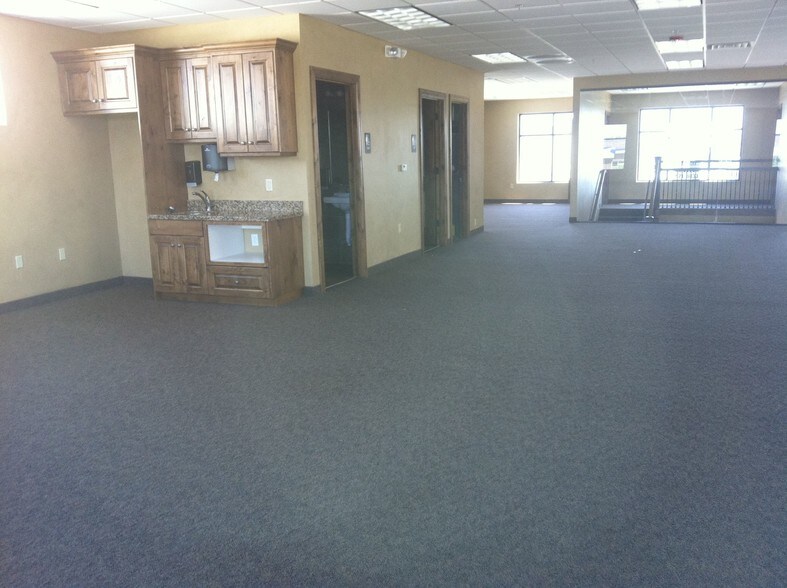 272 E 12200 S, Draper, UT à louer - Photo de l’immeuble – Image 3 sur 22