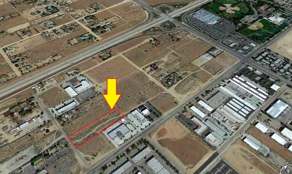 Ave L-8 10th St, Lancaster, CA à vendre - Photo de l’immeuble – Image 3 sur 3