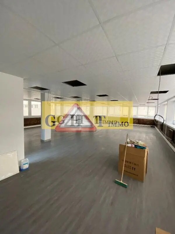 Bureau dans Thiais à louer Photo intérieure– Image 1 sur 4