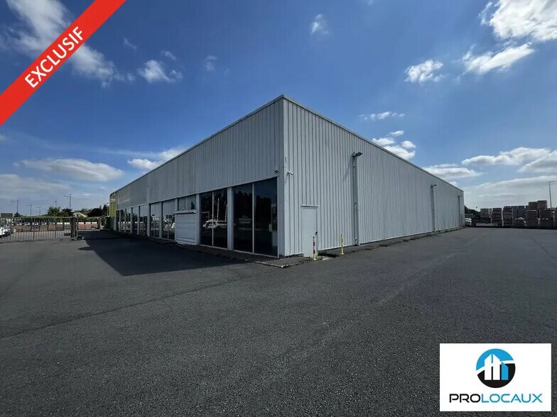 Local commercial dans Clermont à louer - Photo de l’immeuble – Image 1 sur 10