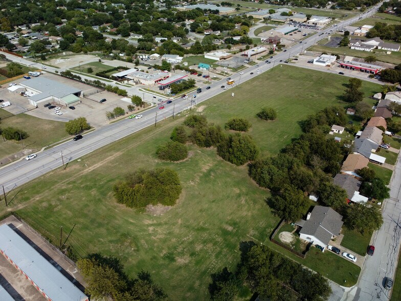 5828 Watauga Rd, Watauga, TX à vendre - Photo de l’immeuble – Image 3 sur 3