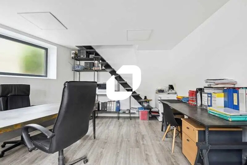 Local d'activités dans Draveil à vendre - Photo de l’immeuble – Image 3 sur 13