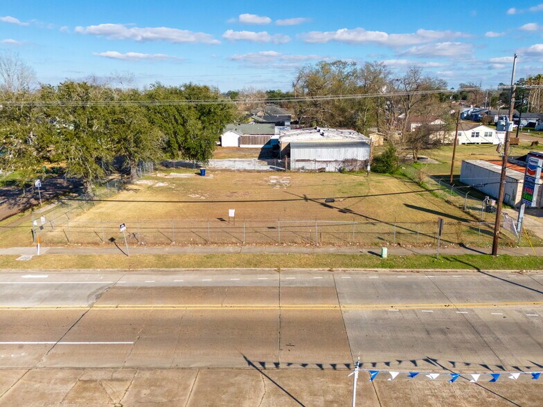 806 17th st, Lake Charles, LA à vendre - Photo de l’immeuble – Image 2 sur 12
