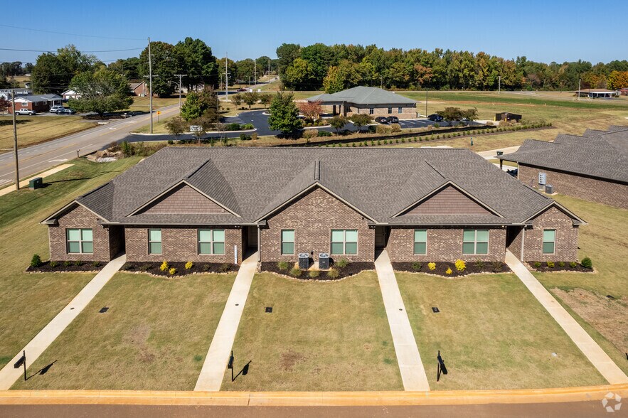18103 Mae Cir, Athens, AL à vendre - Photo de l’immeuble – Image 1 sur 18