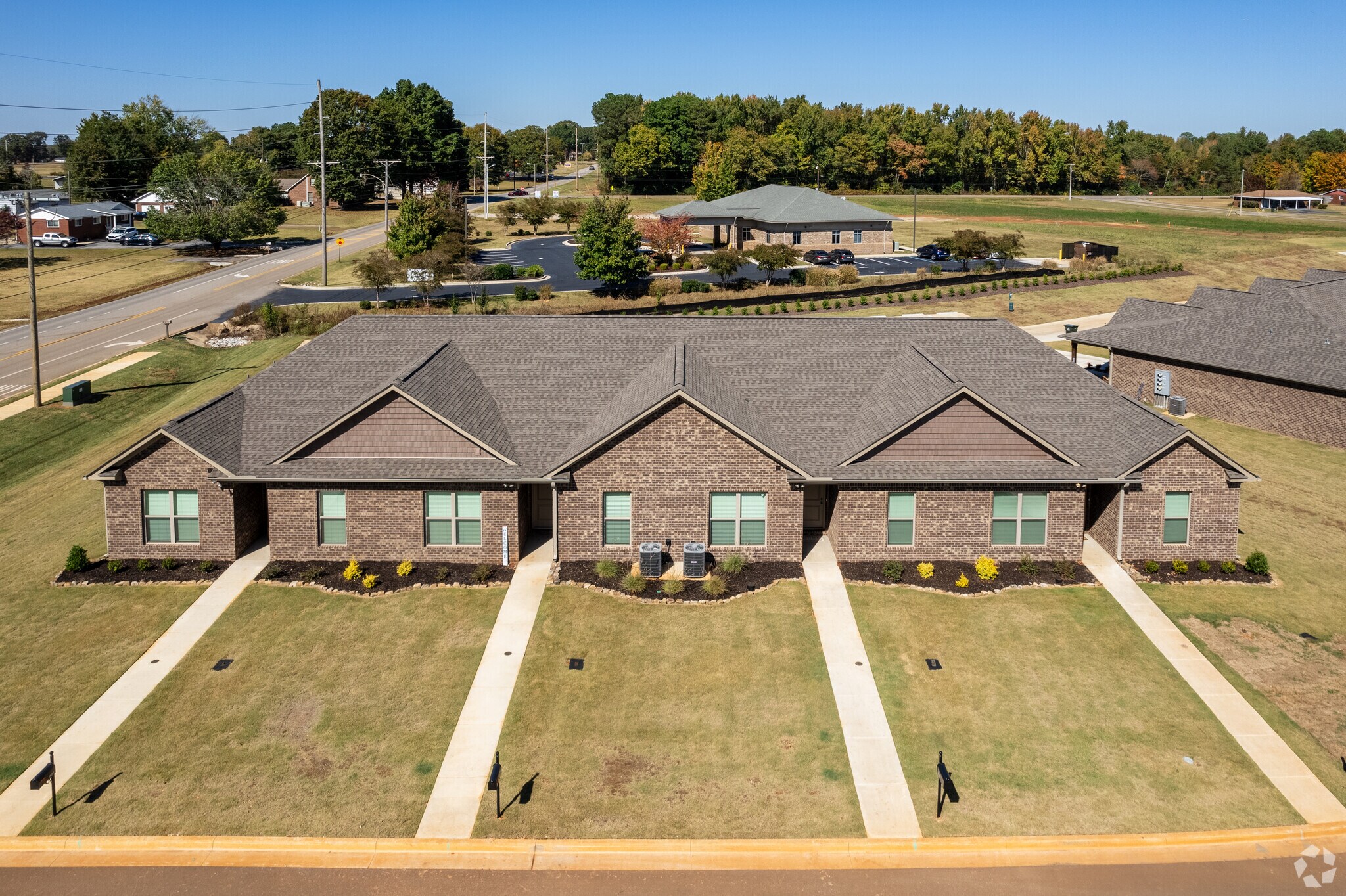18103 Mae Cir, Athens, AL à vendre Photo de l’immeuble– Image 1 sur 19