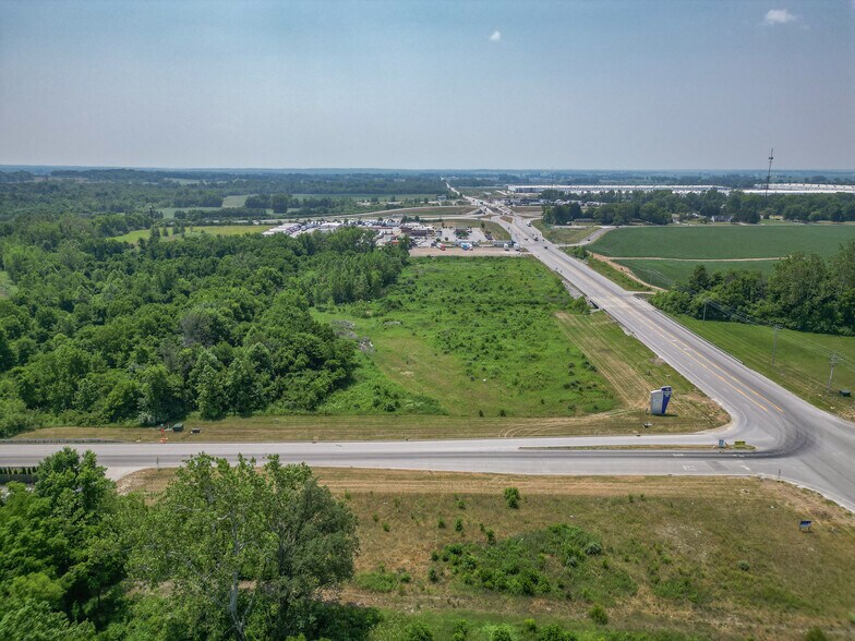 9377 S State Road 39, Mooresville, IN à vendre - Photo de l’immeuble – Image 1 sur 14