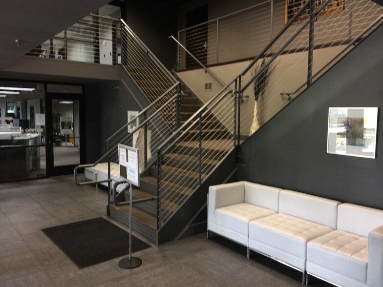 6900 Shady Oak Rd, Eden Prairie, MN à louer - Photo de l’immeuble – Image 2 sur 5