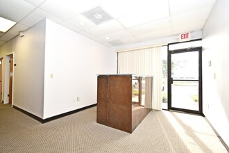4303 Vineland Rd, Orlando, FL à louer Photo intérieure– Image 2 sur 13