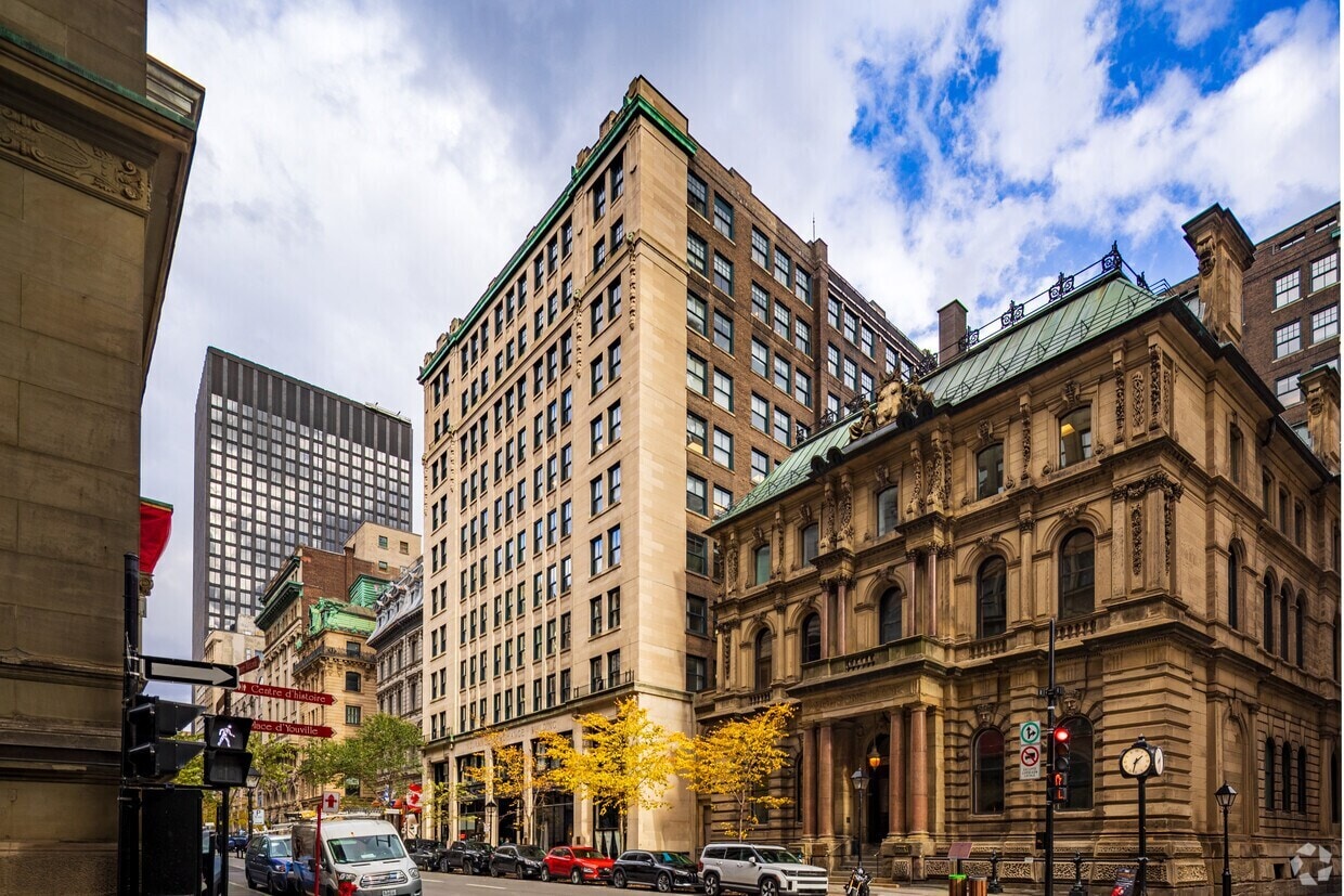 276-288 Rue Saint-Jacques, Montréal, QC à louer Photo de l’immeuble– Image 1 sur 5