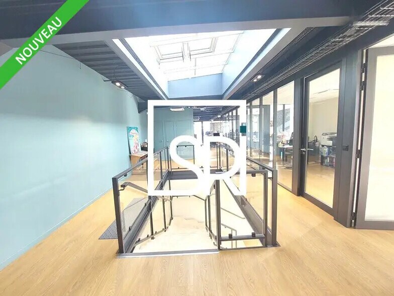 Industriel/Logistique dans Clermont-Ferrand à louer - Photo de l’immeuble – Image 3 sur 12