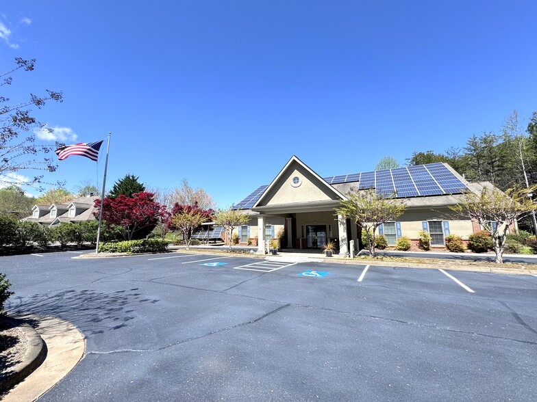 70 Ansley Dr, Dahlonega, GA à louer - Photo de l’immeuble – Image 1 sur 31