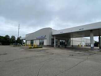 Plus de détails pour 40770 Mound Rd, Sterling Heights, MI - Local d’activités à vendre