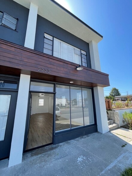 2218-2222 Torrance Blvd, Torrance, CA à louer - Photo de l’immeuble – Image 3 sur 14