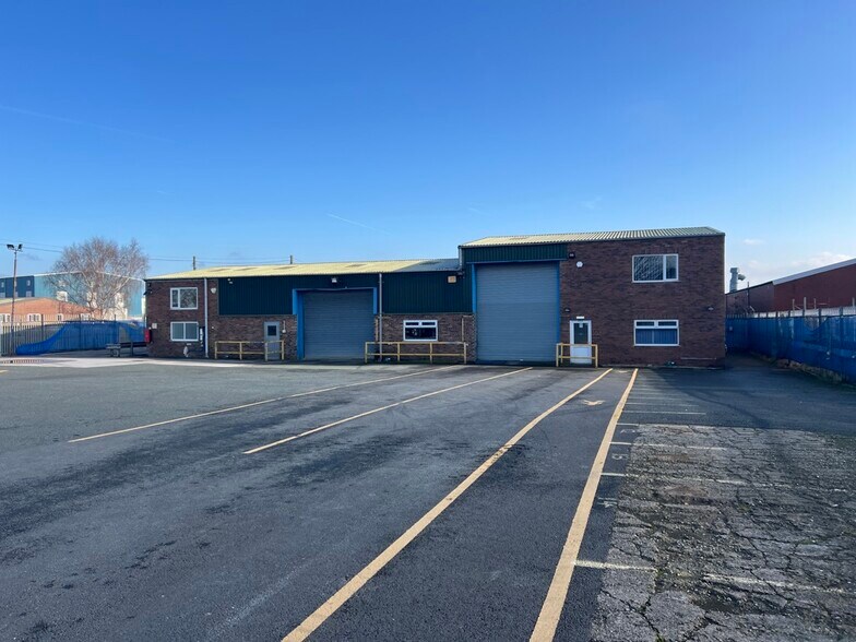 Manor Ln, Deeside à louer - Photo principale – Image 1 sur 1