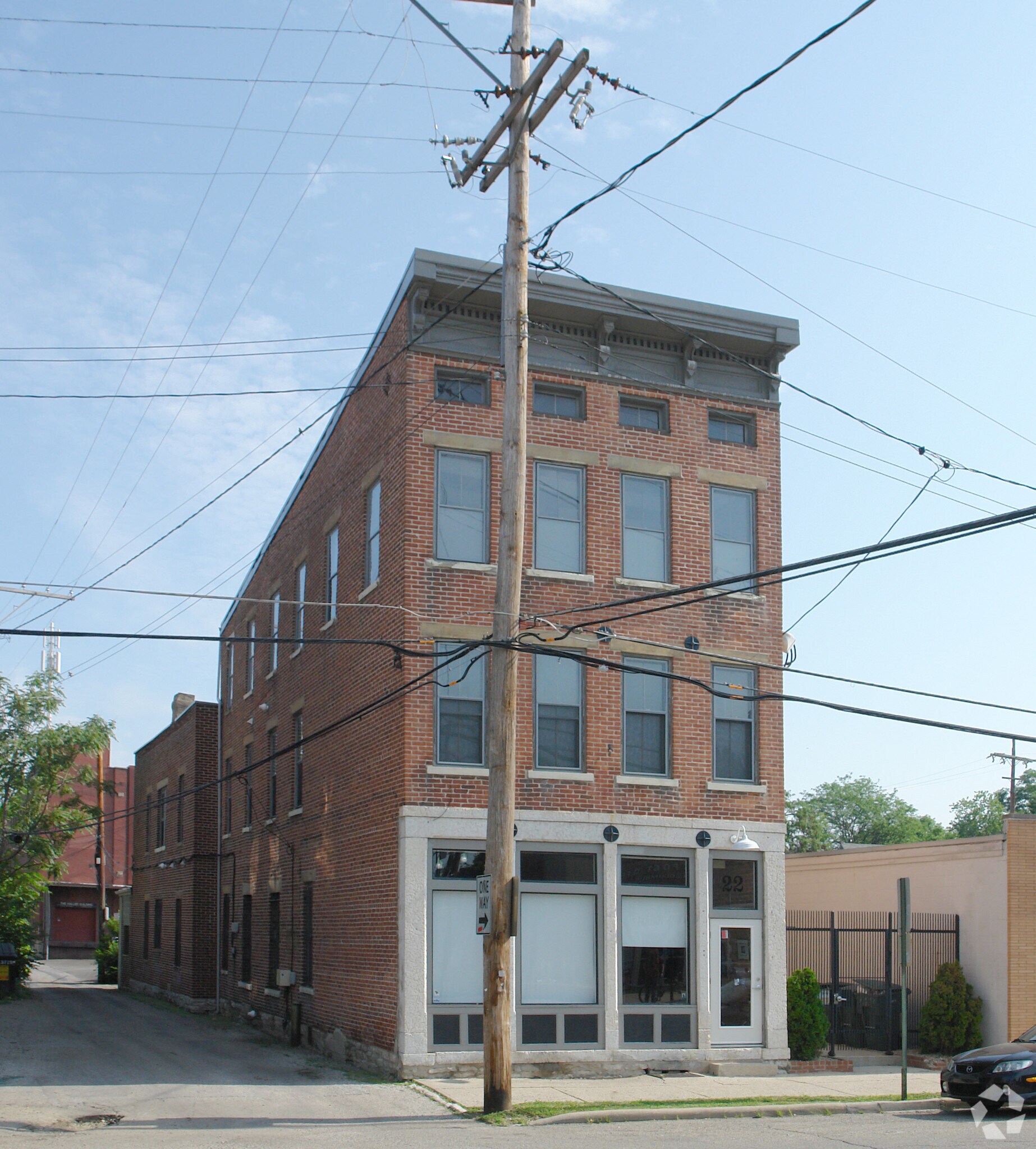 22 E 4th Ave, Columbus, OH à louer Photo de l’immeuble– Image 1 sur 4