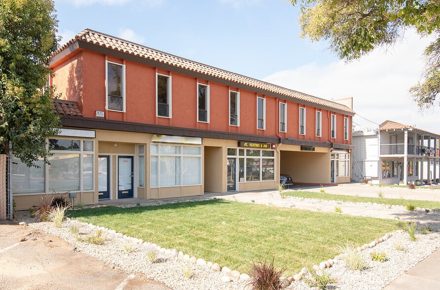 3500 Clayton Rd, Concord, CA à louer - Photo de l’immeuble – Image 3 sur 7