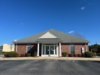 Plus de détails pour 3210 Ray Rd, Spring Lake, NC - Local commercial à louer