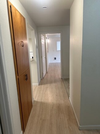 Plus de détails pour 5206 128th St E, Tacoma, WA - Bureau à louer