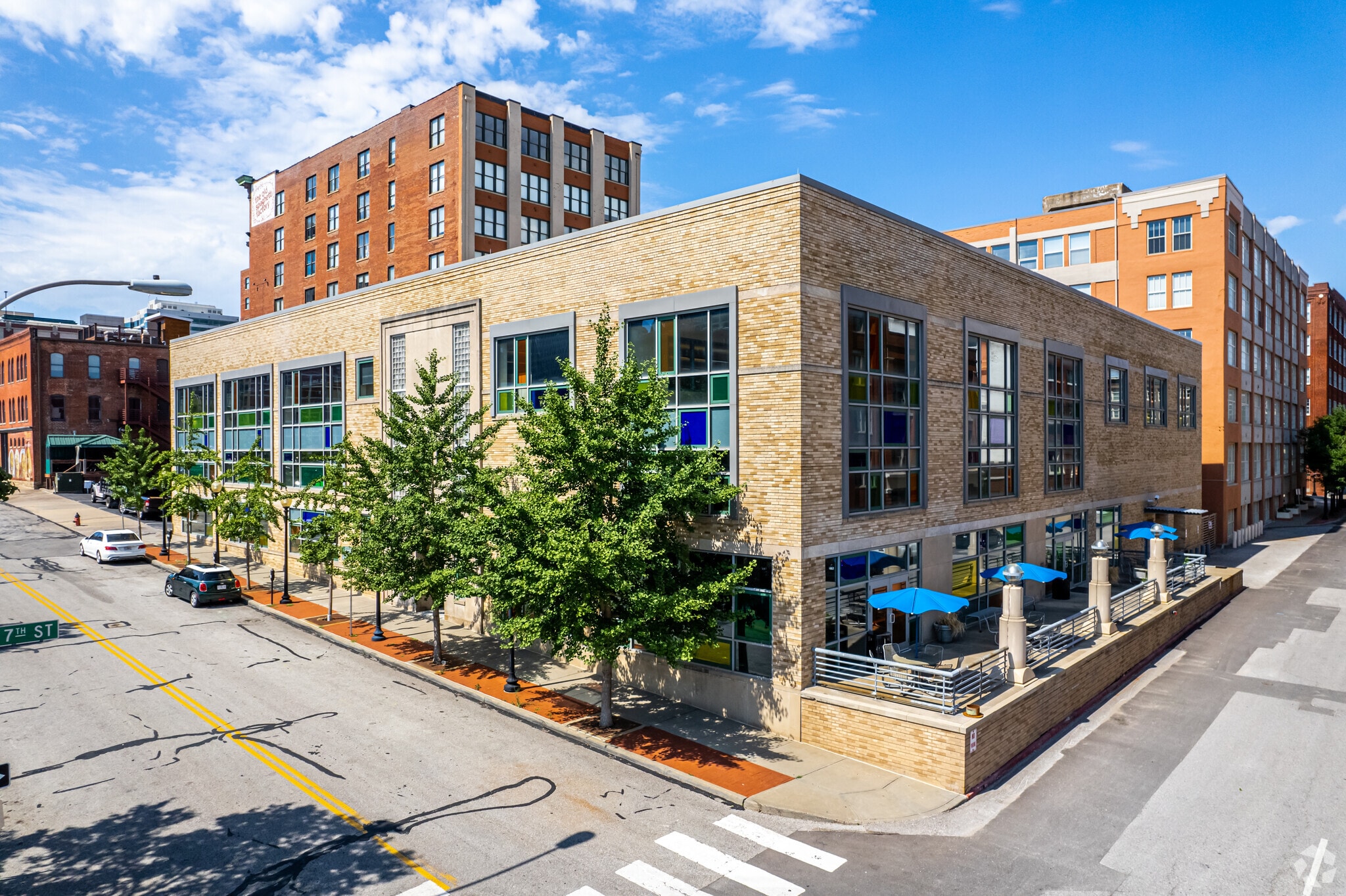 710 Central St, Kansas City, MO à louer Photo principale– Image 1 sur 7