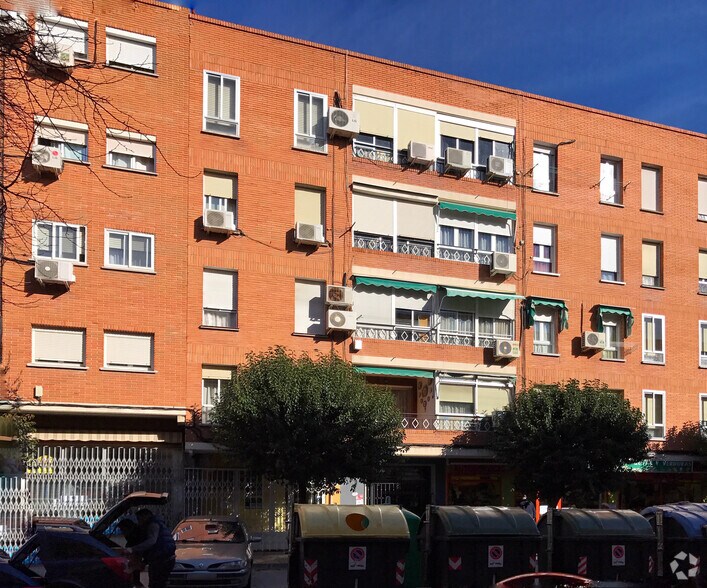 Immeuble residentiel dans Getafe, Madrid à vendre - Photo principale – Image 1 sur 2