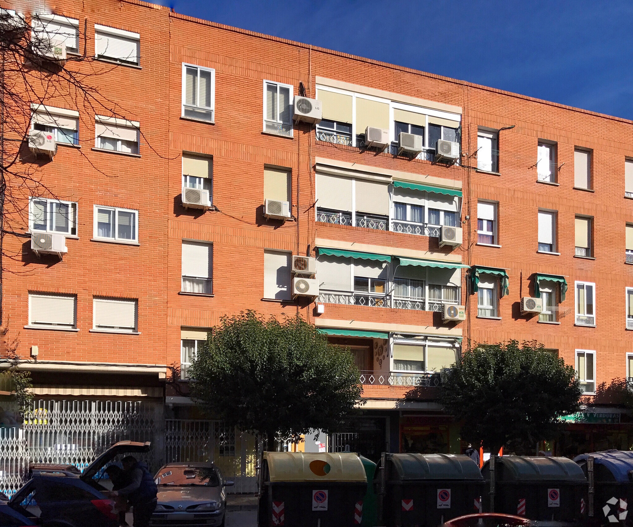 Immeuble residentiel dans Getafe, Madrid à vendre Photo principale– Image 1 sur 3